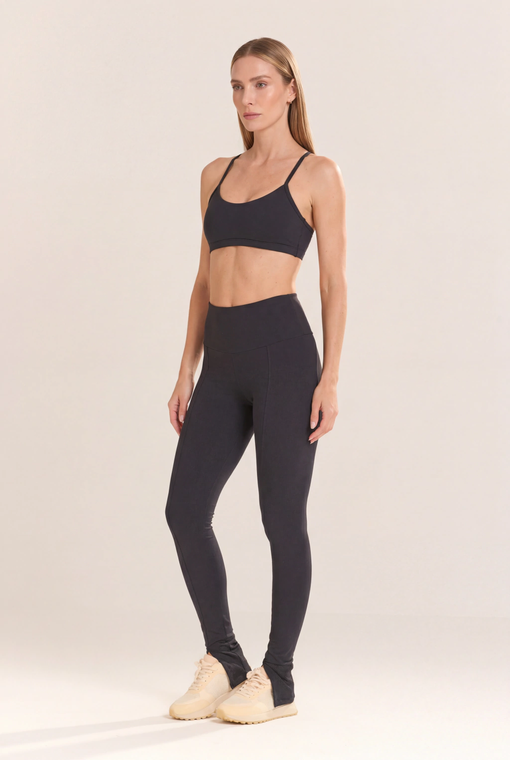 Calça Legging Compress Detalhe Pespontos e Fenda - Imagem 4