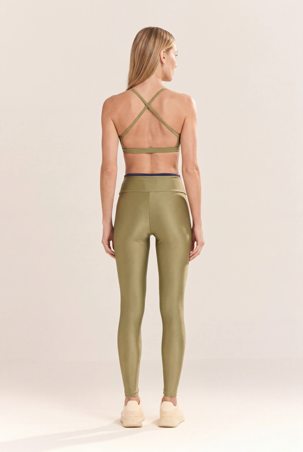 Calça Legging Detalhe Pala - Imagem 3